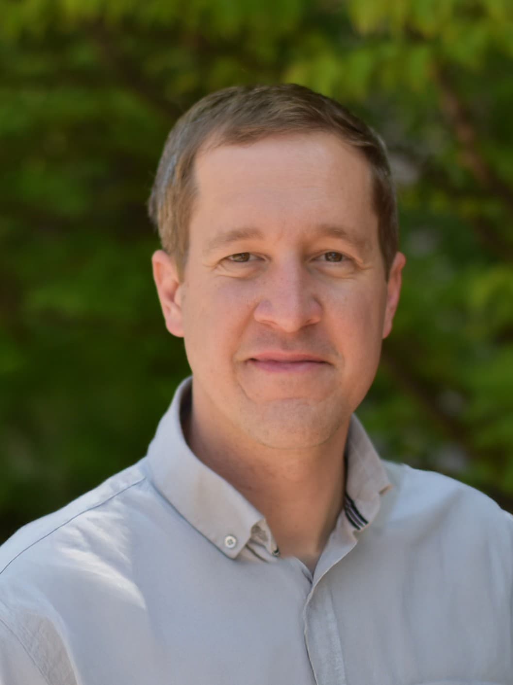 Portrait of Dr. Jonathan D. Hood